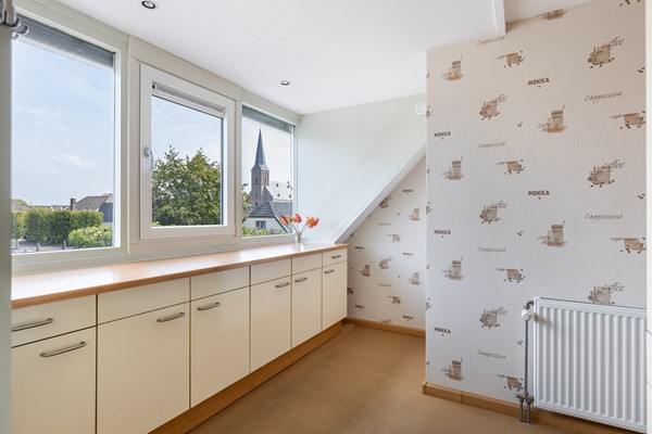 Medium property photo - Dorpsplein 5, 4153 AG Beesd